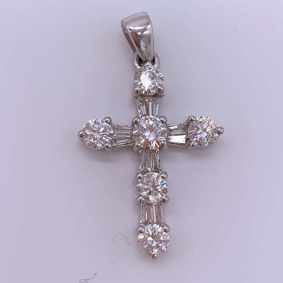 14kt White Gold Diamond Cross Pendant