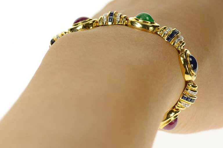 18K Yellow Gold Oval Sapphire Diamond Emerald Statement Bracelet