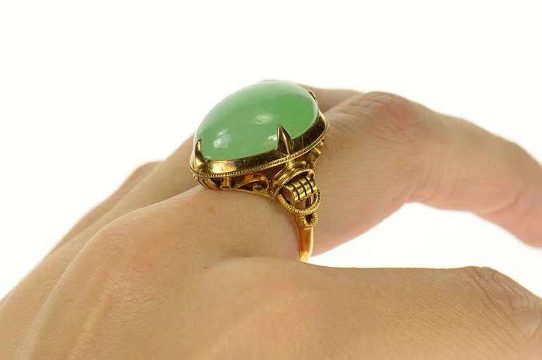 14K Yellow Gold Chinese Oval Jade Ornate Statement Cocktail Ring