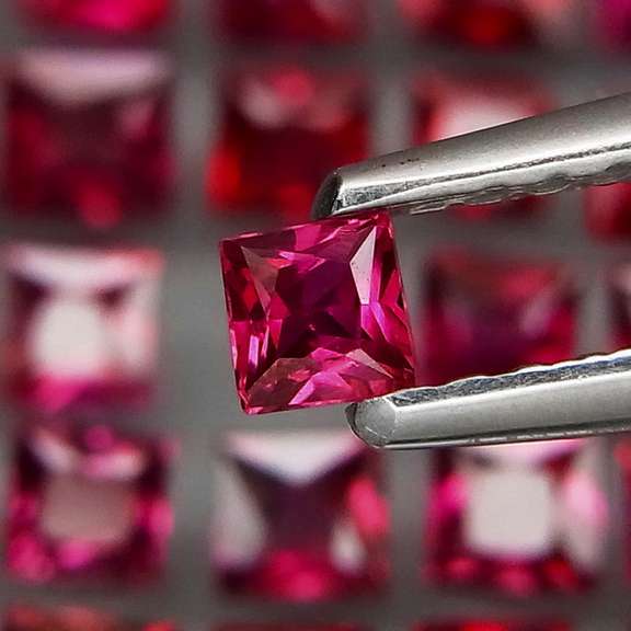 Radiant princess cut! Unheated! 4.27ct Sapphire set!