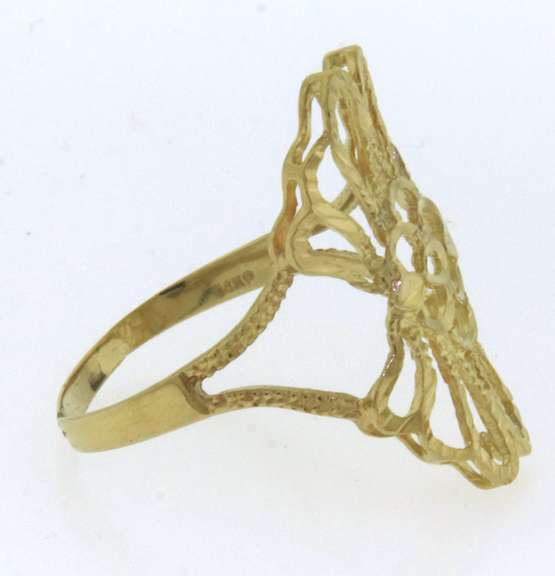 Beautiful Yellow Gold Filigree Saddle Ring