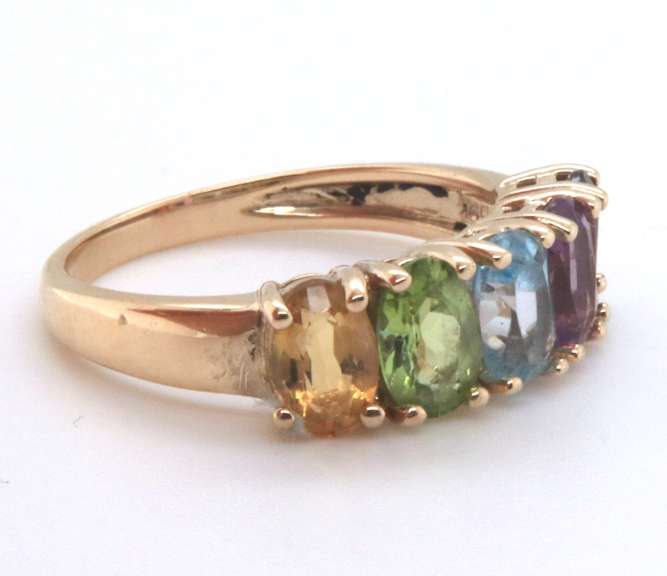 Great Yellow Gold Oval Shape Multi Color Stone Band