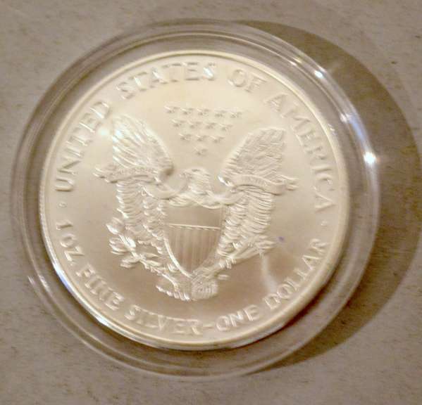 2000 US Enameled Silver Eagle