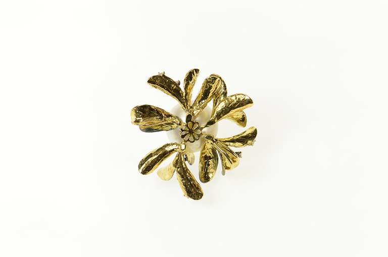 18K Yellow Gold JY Designer Pearl Enamel Diamond Flower Pendant