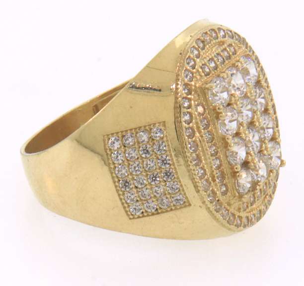 Handsome Men's Diamond Ring in 14kt Yellow Gold