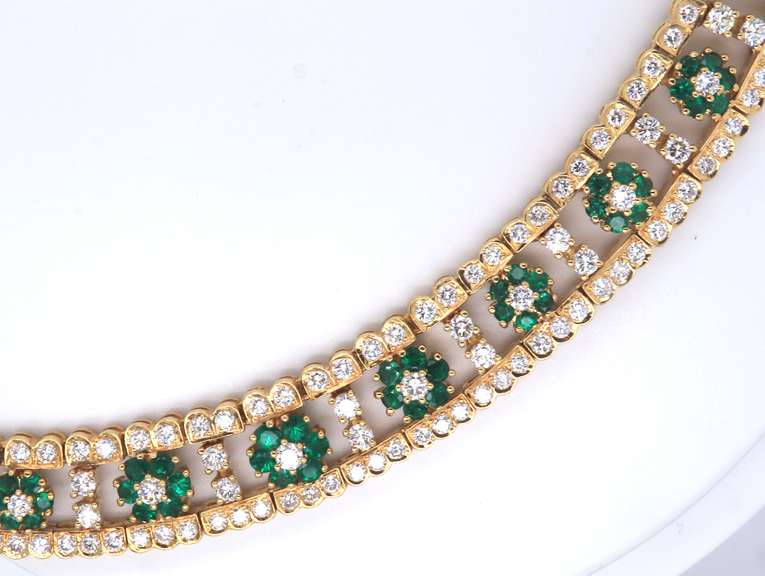 Fantastic 18kt Diamond and Emerald Matching Necklace and Bracelet Set