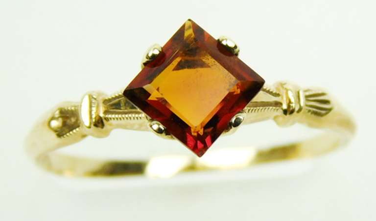 Vintage 14K Orange Garnet Ring, Size 8
