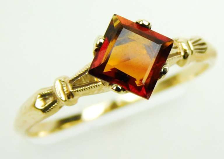 Vintage 14K Orange Garnet Ring, Size 8