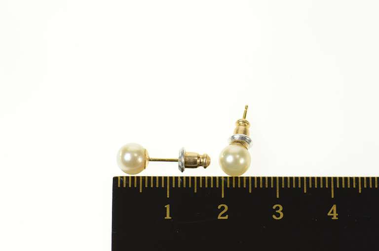 14K Yellow Gold Classic 5.9mm Pearl Stud Statement Earrings