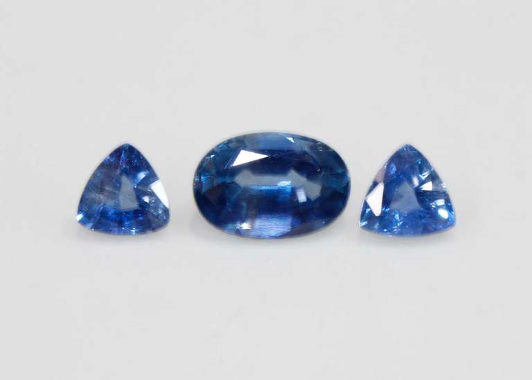 Sparkling Natural Sapphire Set of 3