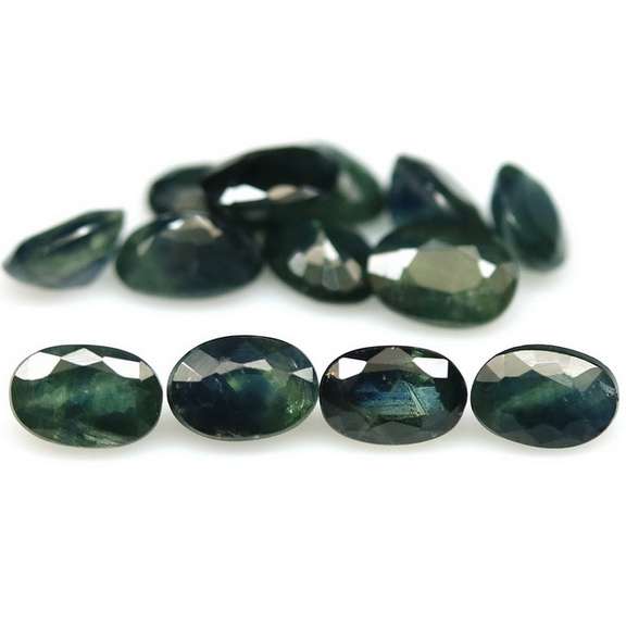 Heated only! 8.36ct oval cut Sapphire set