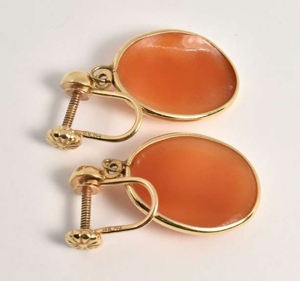 Vintage 14k Screwback Cameo Dangle Earrings
