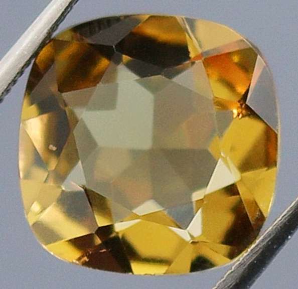 Glistening 4.49ct cushion cut untreated Whiskey Citrine