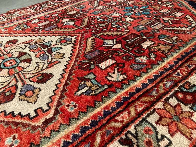 MAGNIFICENT PERSIAN SAROUK RUNNER 3.7x7