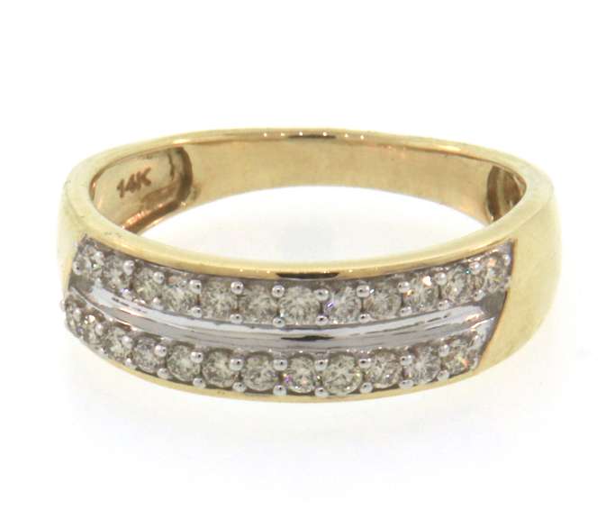Great 3 Ring Wedding Set in 14kt Yellow Gold
