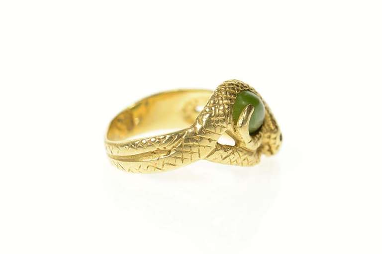 14K Yellow Gold Retro Nephrite Ruby Eyed Snake Serpent Ring