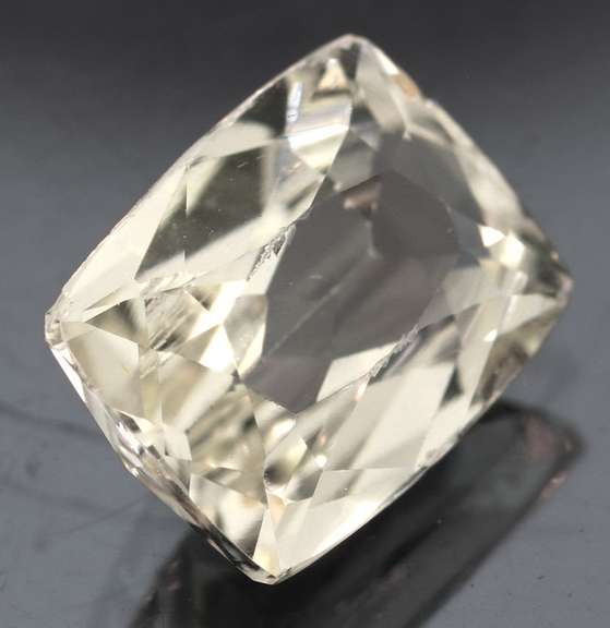 Striking 7.55ct high fire champagne Kunzite