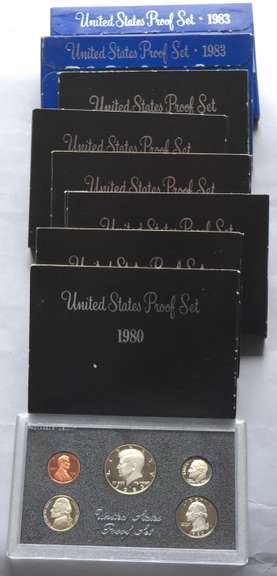 2 Each 1979-1983 US Proof Set Run