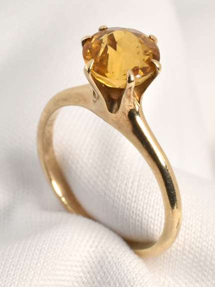 Vintage Citrine Solitaire Ring