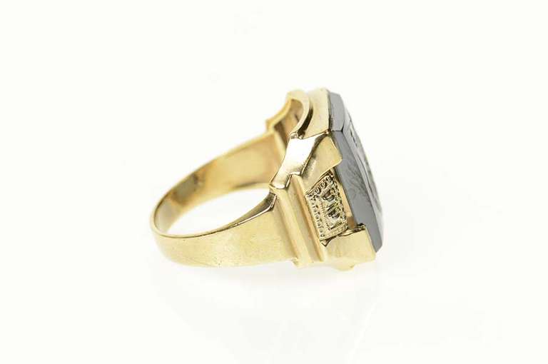 10K Yellow Gold Carved Hematite Intaglio Soldier Men's Retro Ring