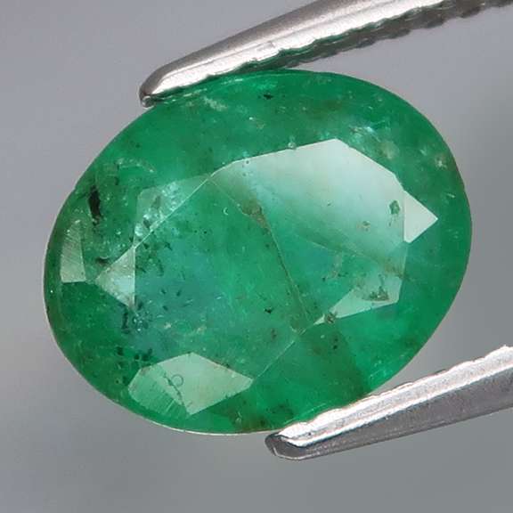 Outstanding color! 1.73ct top green Colombian Emerald