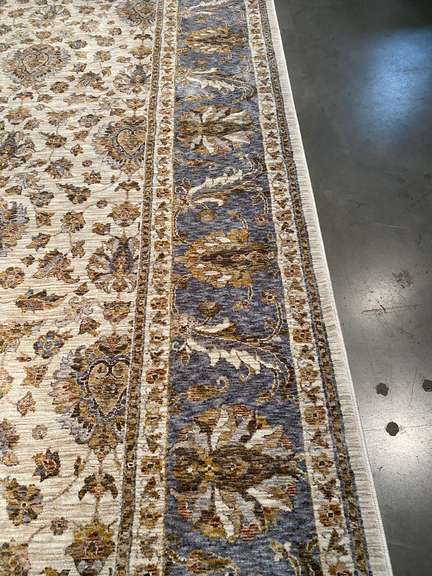 STUNNING ALLOVER DESIGN RUG 8x11