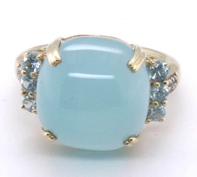 Beautiful Blue Grey Chald Gemstone Ring