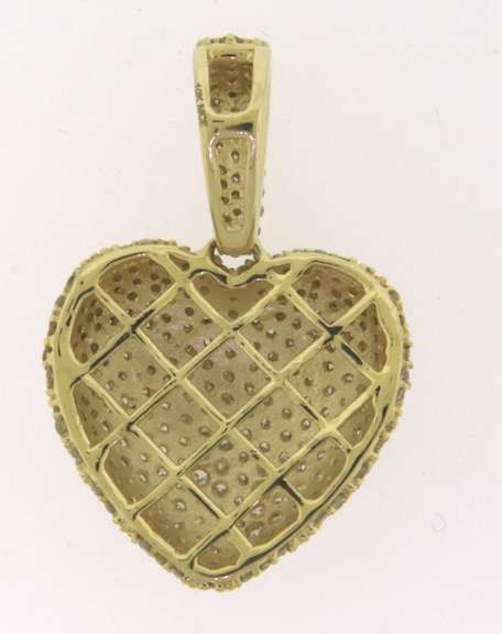 Stunning 10kt +2ctw Diamond Heart Pendant