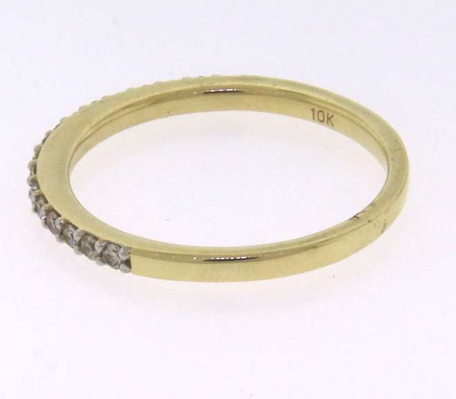 Lovely 10kt Diamond Bridal Set