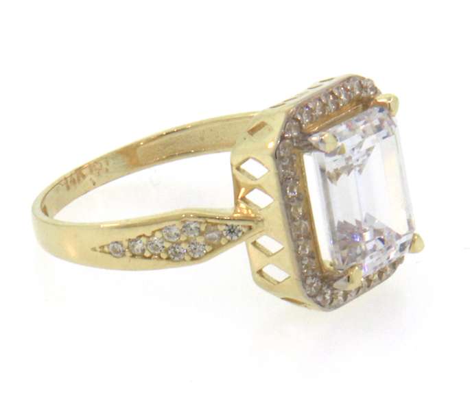 Gorgeous 14kt Yellow Gold Emerald Cut CZ Gemstone Ring