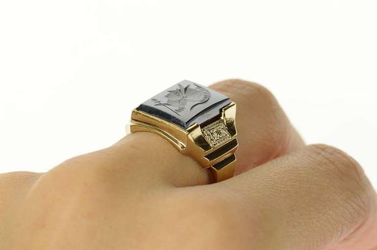 10K Yellow Gold Carved Hematite Intaglio Soldier Men's Retro Ring