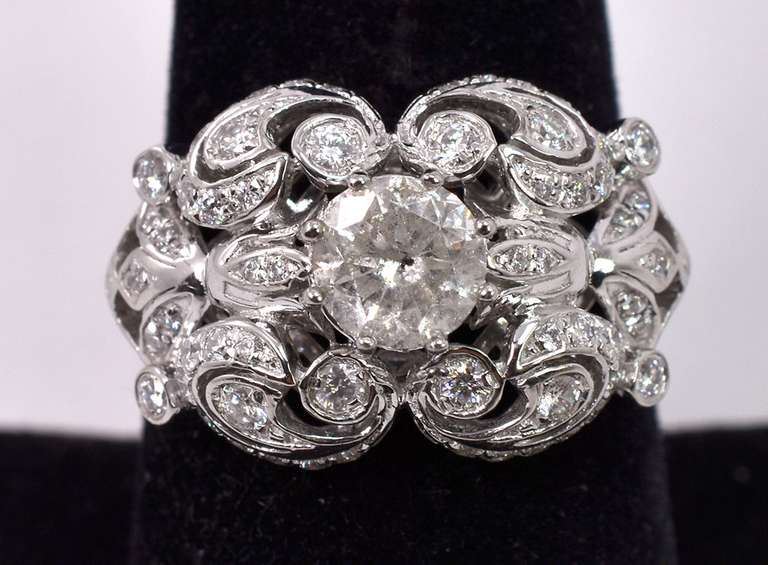 Shining Ladies Platinum Ring with Diamonds