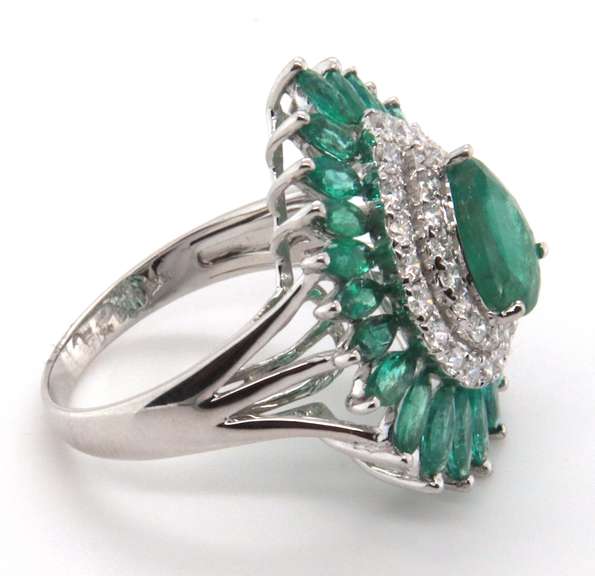 Supreme Emerald Ring with Diamonds and 18k Stamped White Gold Band