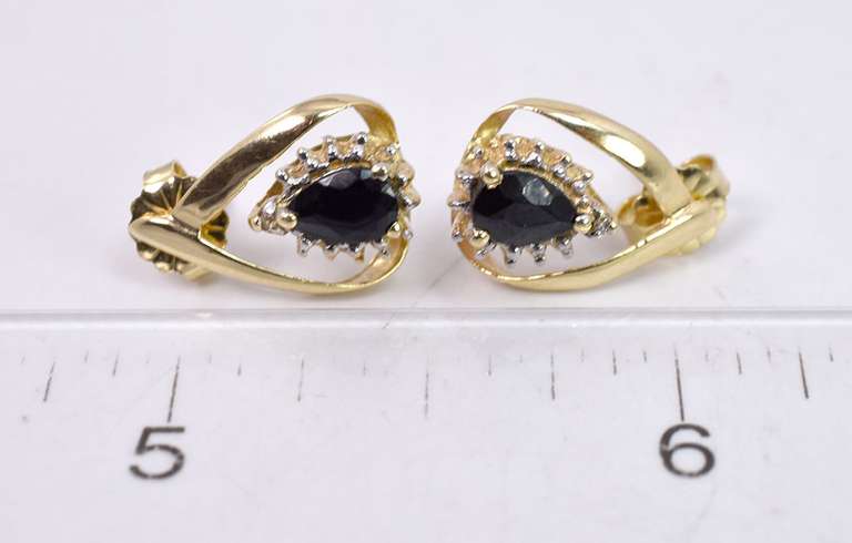 Black Onyx Earrings in Gold