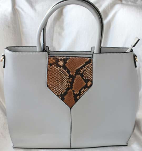 100% Fine leather Designer Style Bag