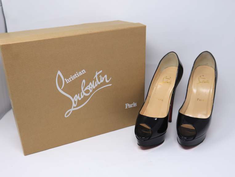 Authentic Christian Louboutin Lady Peep 150 Patent Calf