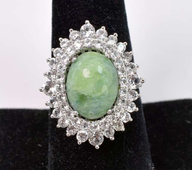 Incredible 7.07CTS Cabochon-Cut Natural Emerald Ring with 2.52CTW White Sapphire Gallery