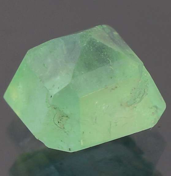 Vivid green! Unheated! 1.69ct Colombian Emerald