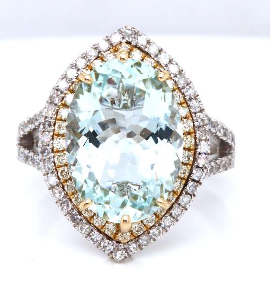 Incredible Oval Aquamarine w Diamond Halo w Split Shank Diamond Ring