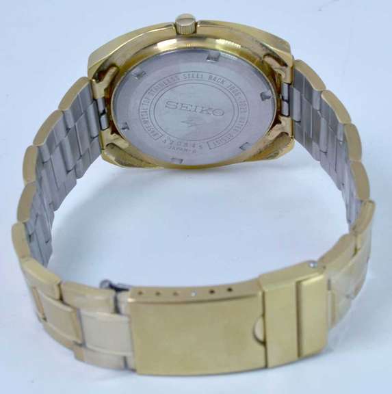 Vintage Seiko Automatic 17 Jewels. Pre-Owned.