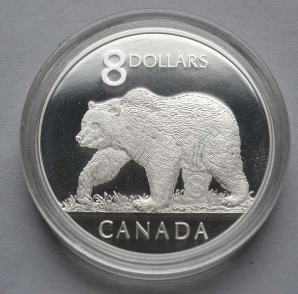 2004 Canada Great Grizzly Proof $ 8 Silver Coin and Stamp Set