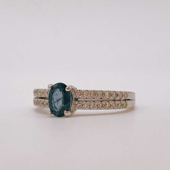 14kt Gold, Blue Sapphire, & Diamond Cocktail Ring