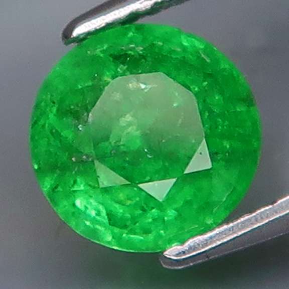 Top kelly green! 2.11ct Tsavorite Garnet