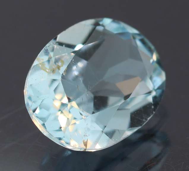 Dazzling 4.02ct 11mm Swiss blue Topaz