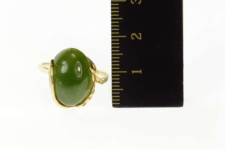 14K Yellow Gold Retro Jadeite Oval Cabochon Wheat Accent Ring