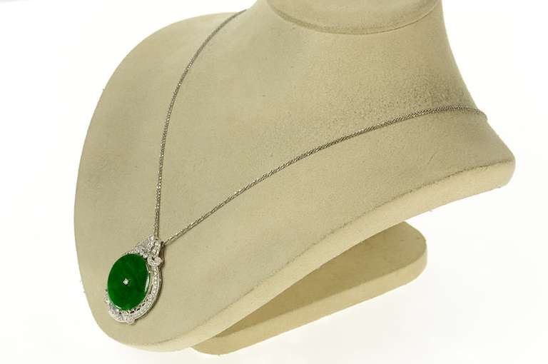 14K White Gold Ornate Jadeite Round 1.25 Ctw Diamond Necklace