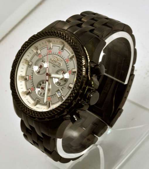 Invicta Signature 7169 Stainless Steel Chronograph Watch. Pre-Owned.