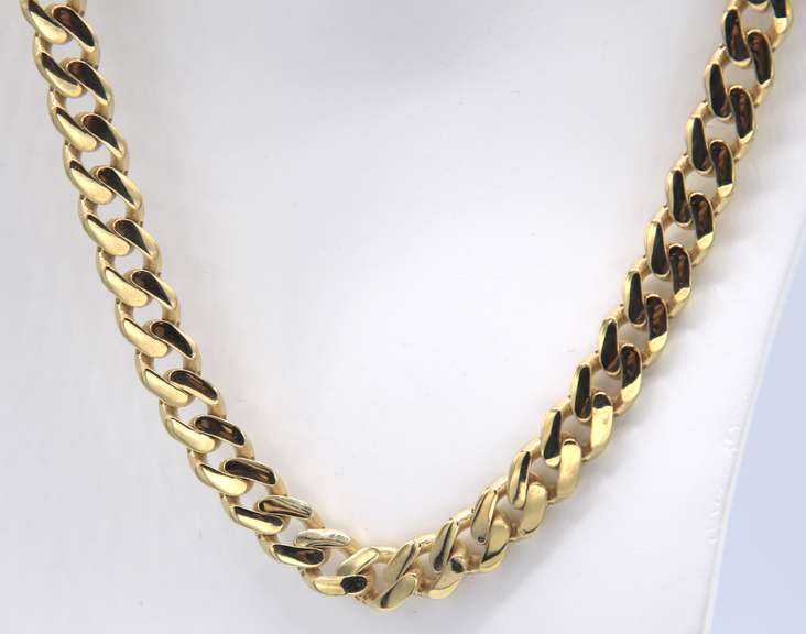 Splendid 14kt Yellow Gold Curb Link Necklace