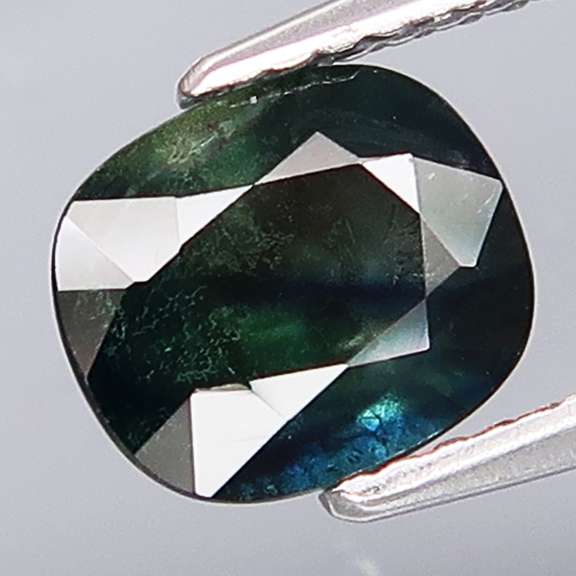 Heated only! Australian! 2.15ct blue green Sapphire