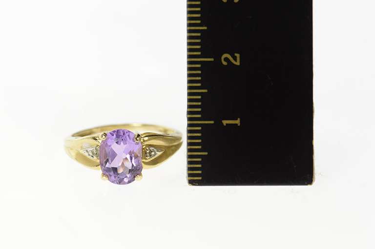 10K Yellow Gold Oval Amethyst Diamond Accent Classic Ring
